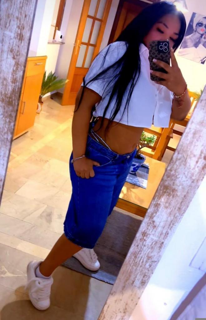 Chica busca chico en Granada: 