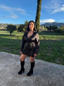 643077501: Chica busca chico en Málaga