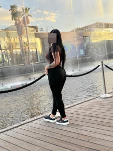 677853376: Chica busca chico en Madrid