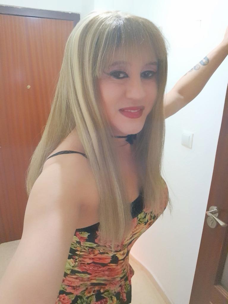 631197552: Travesti en Valladolid
