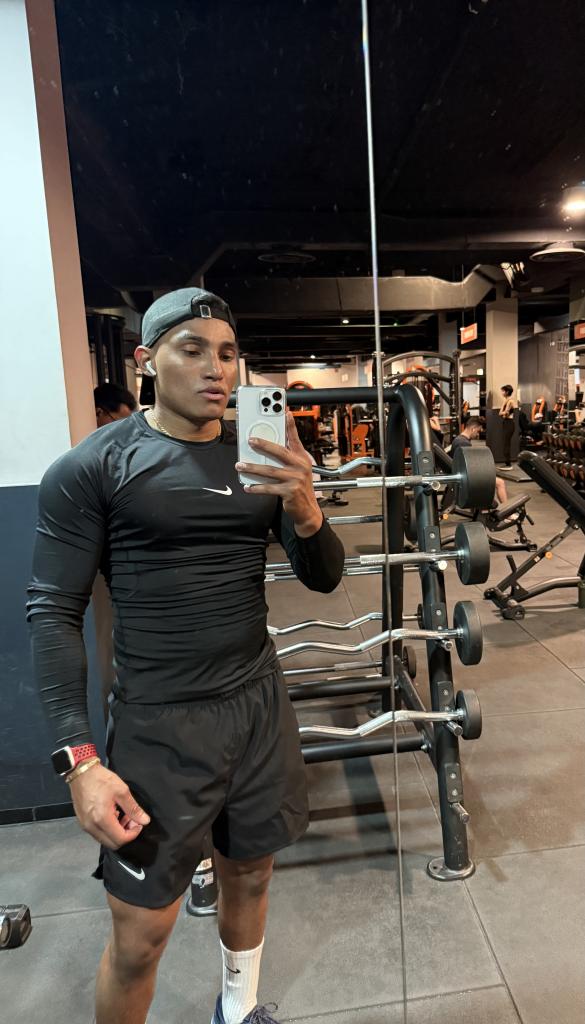 Chico busca chica en Pontevedra: 