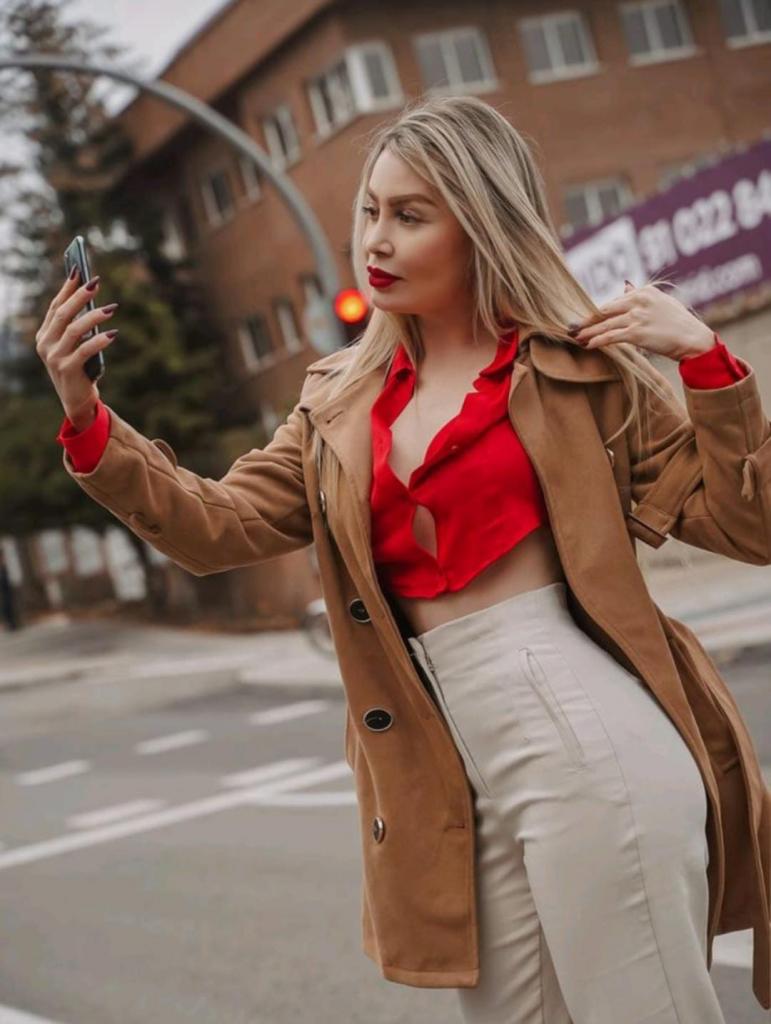 Chica busca chico en Murcia: Chica busca chico