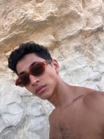 604310347: Chico busca chica en Sevilla