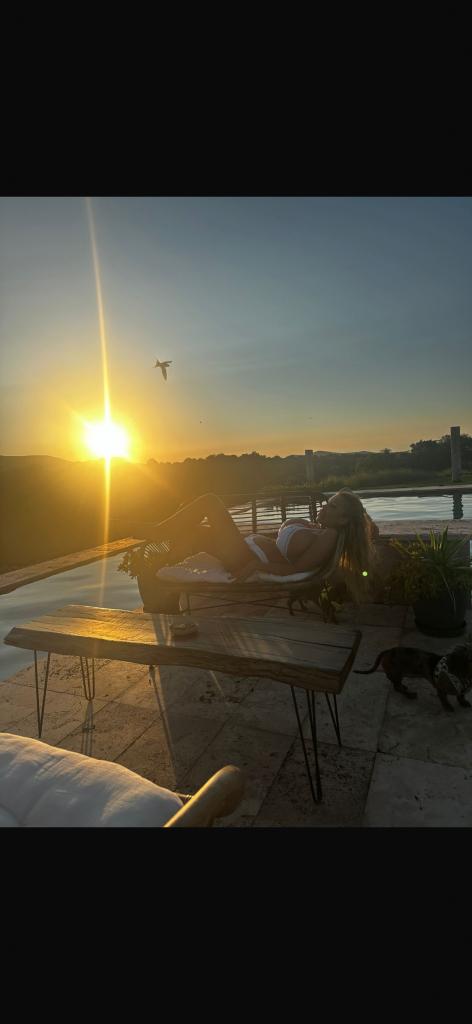 611213889: Chica busca chico en Madrid