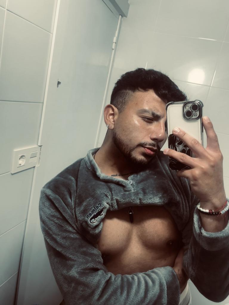 Chico busca chica en Alicante: 