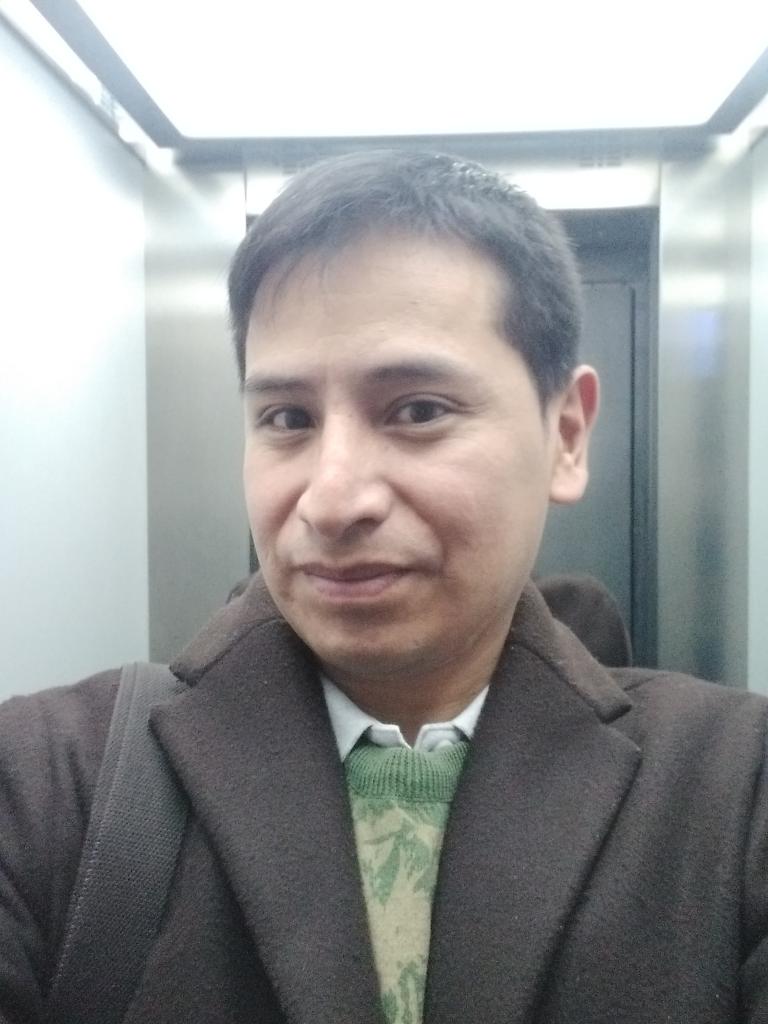 602091158: Chico busca chica en Barcelona