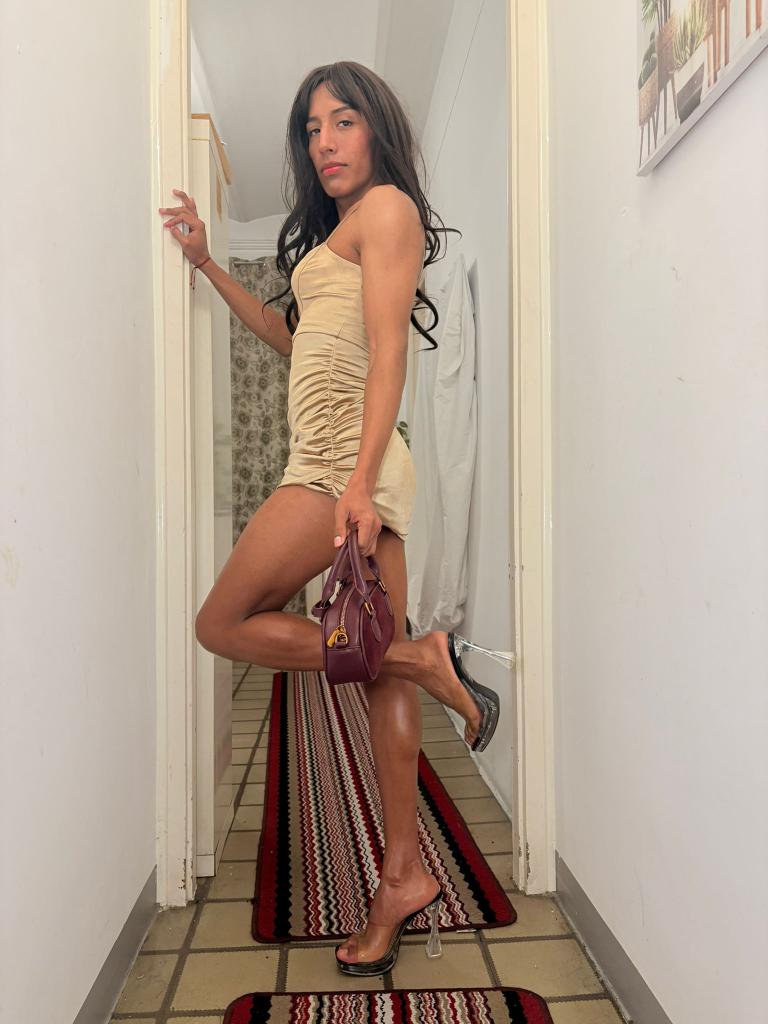 613532479: Travesti en Barcelona
