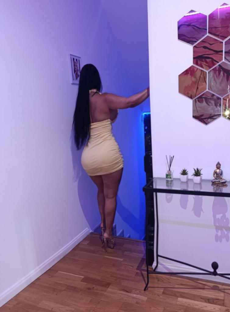 Chica busca chico en Alicante: 