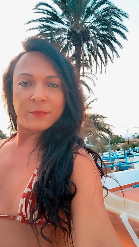 722361992: Transexual en Pontevedra