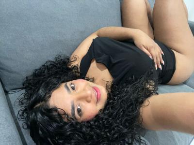 604317997: Chica busca chico en Almería