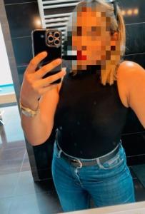 607346250: Chica busca chico en Barcelona