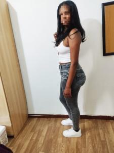 624193512: Chica busca chico en La Coruña