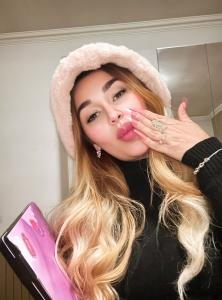 631892676: Chica busca chico en Burgos