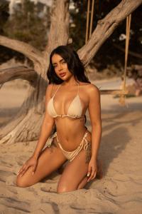 634244452: Chica busca chico en Ibiza