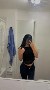 643597792: Chica busca chico en Málaga