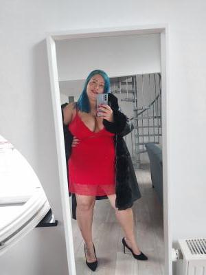 631947116: Chica busca chico en Sevilla