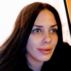 612494807: Chica busca chico en Madrid