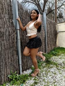 645295469: Chica busca chico en Madrid