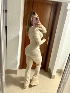 614389875: Chica busca chico en Córdoba