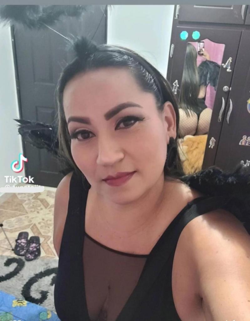 Chica busca chico en Lugo: 