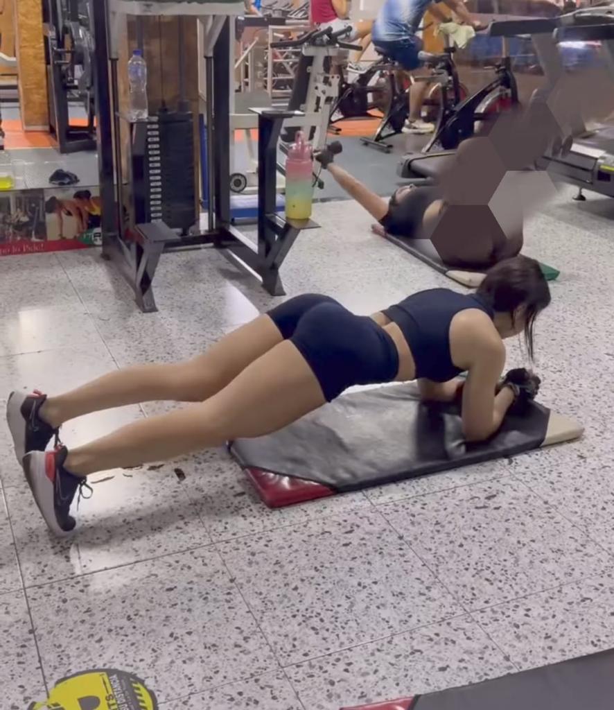 641340621: Chica busca chico en Navarra