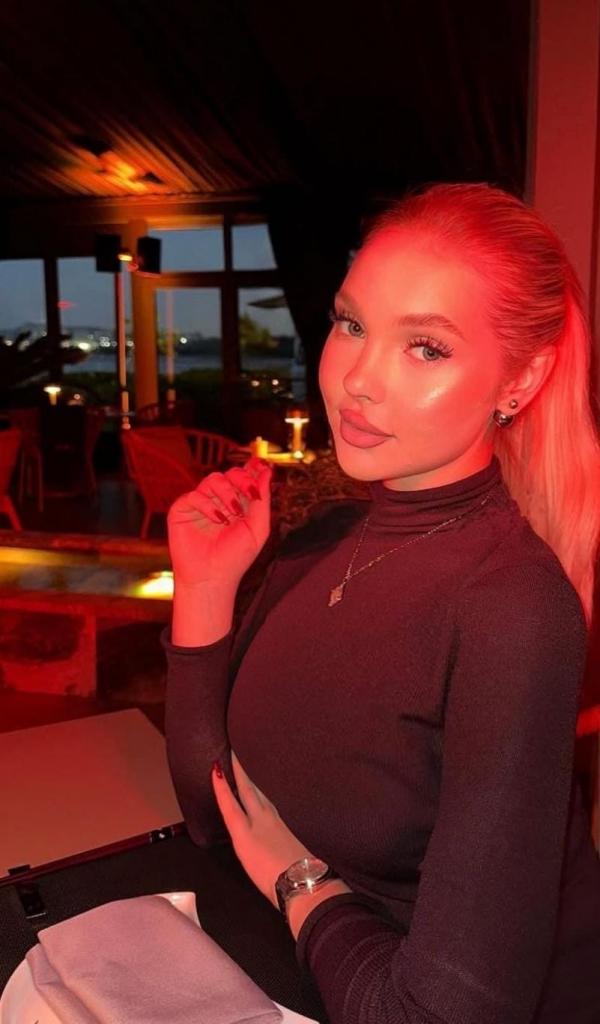 Chica busca chico en Barcelona: 