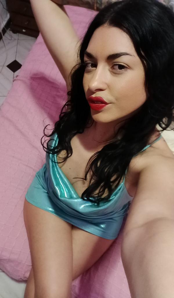 687164812: Chica busca chico en Alicante