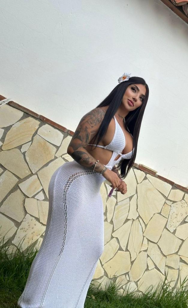 613582337: Chica busca chico en Cádiz