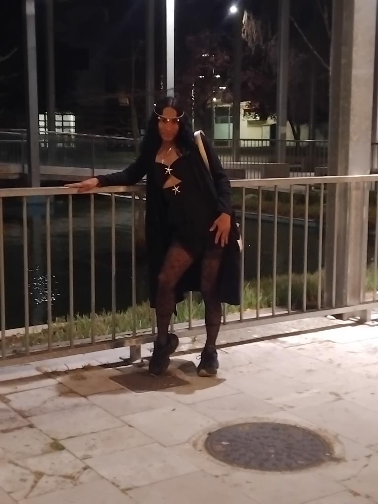 631127828: Travesti en Gerona