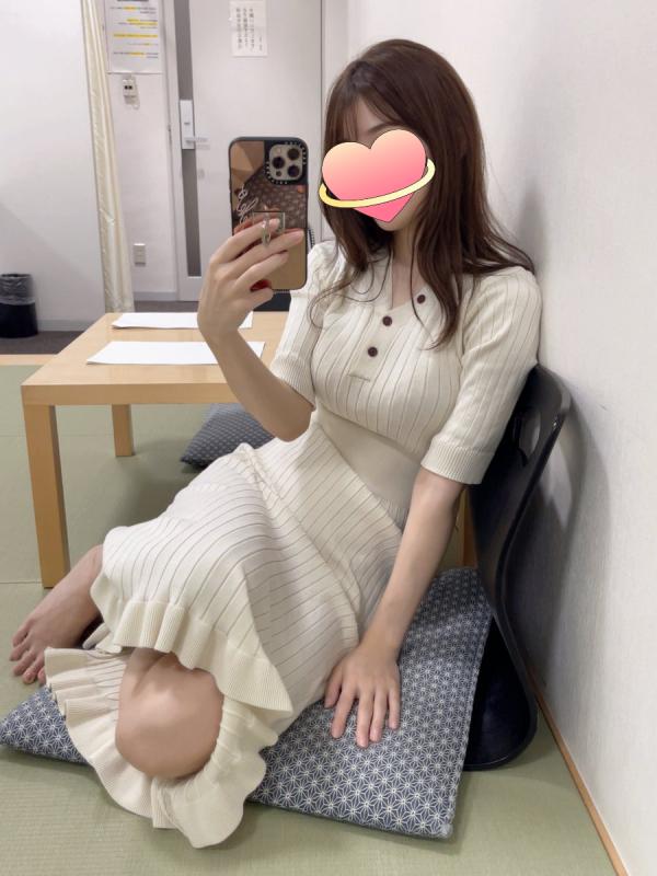 688027388: Chica busca chico en Valencia