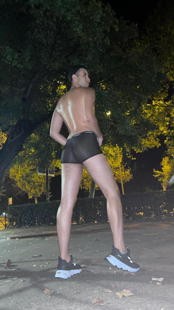 Chico busca chica en Alicante: 