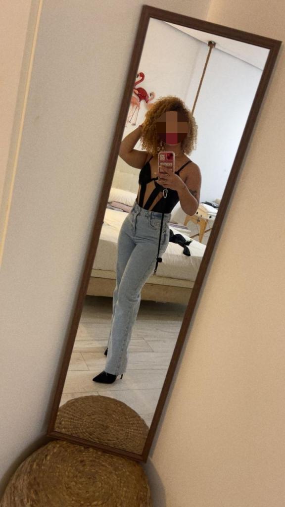 610350292: Chica busca chico en León