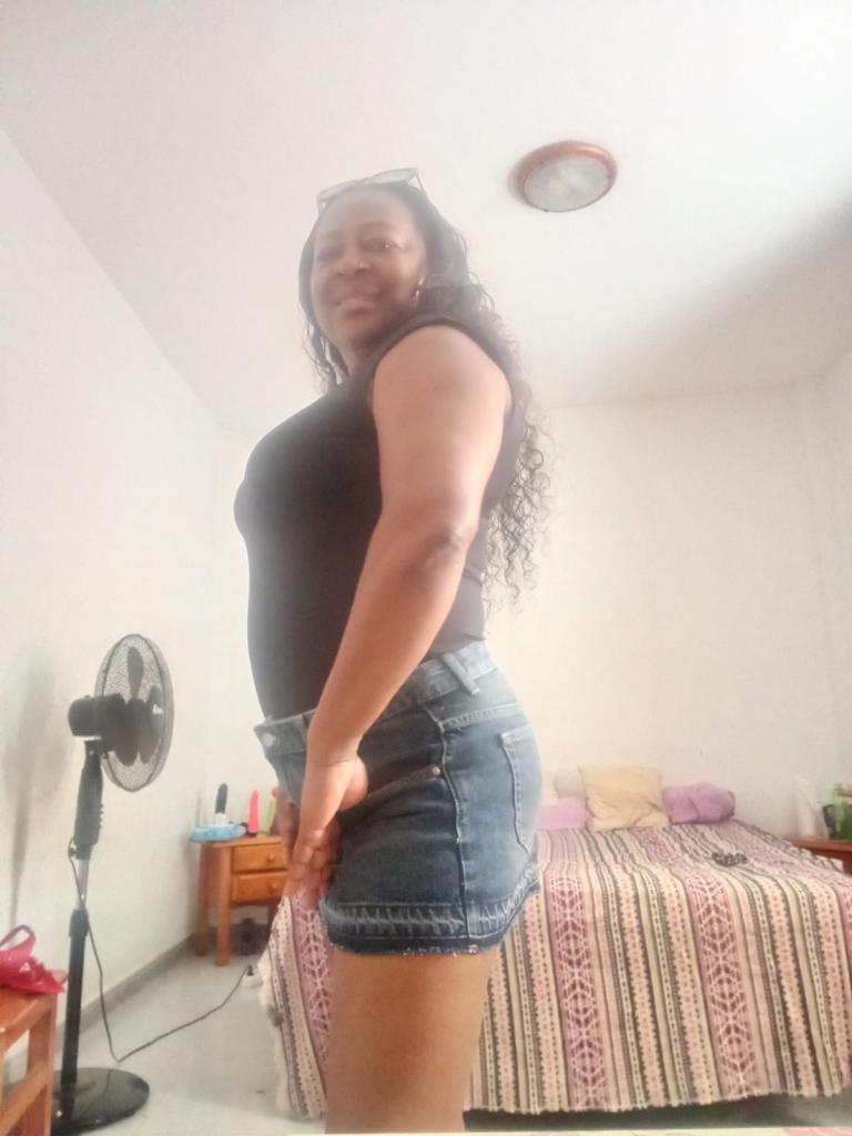 685063680: Chica busca chico en Las Palmas