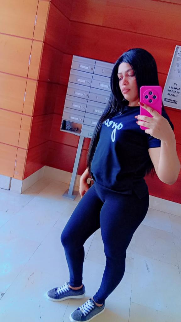 Chica busca chico en Cuenca: 