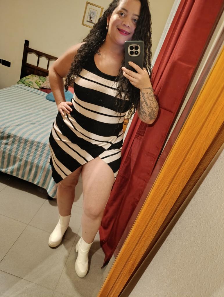 Chica busca chico en Almería: 