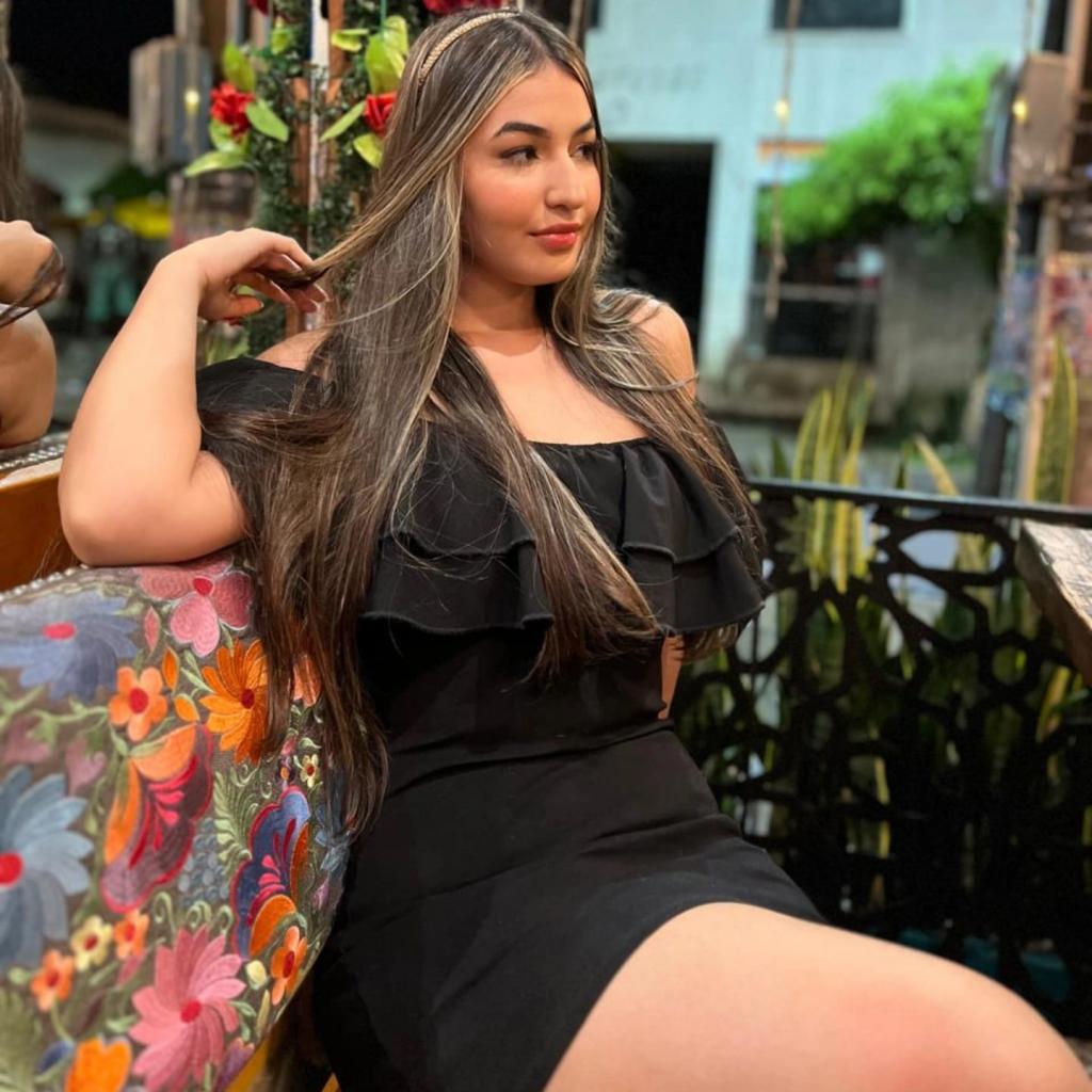 672828344: Chica busca chico en Valencia