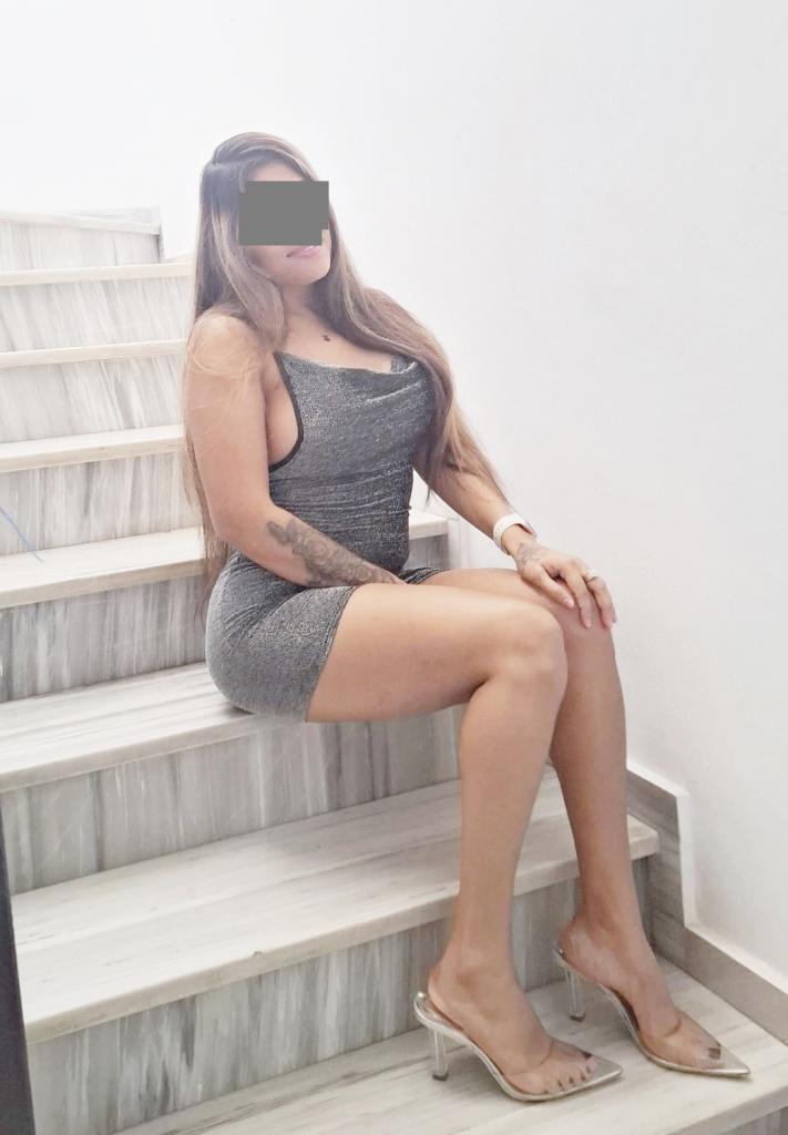 676917411: Chica busca chico en Cádiz