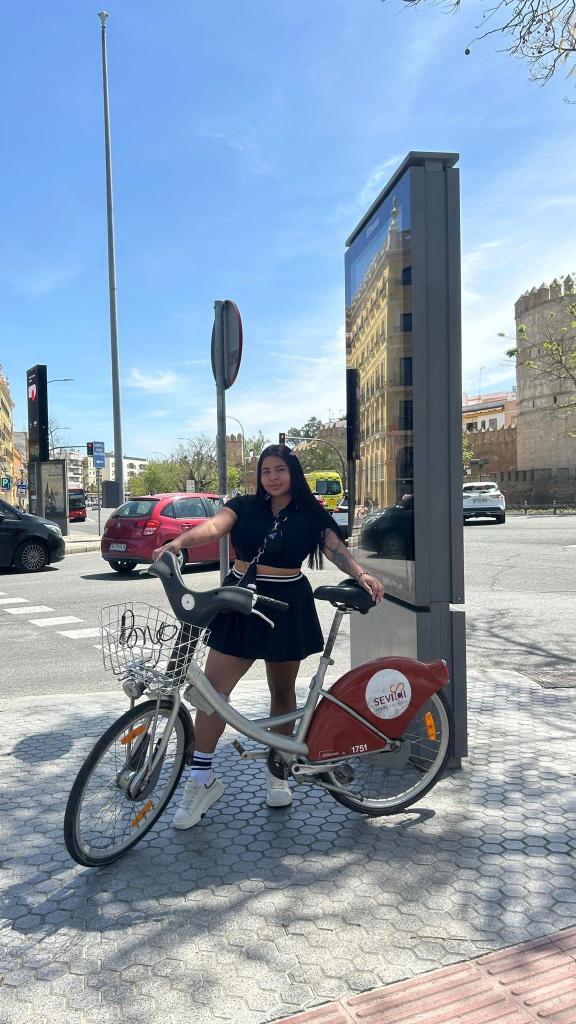 664299854: Chica busca chico en Córdoba