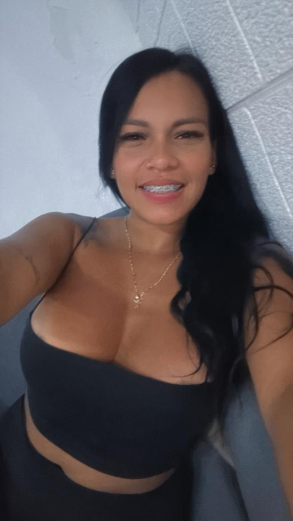 612474326: Chica busca chico en Tenerife