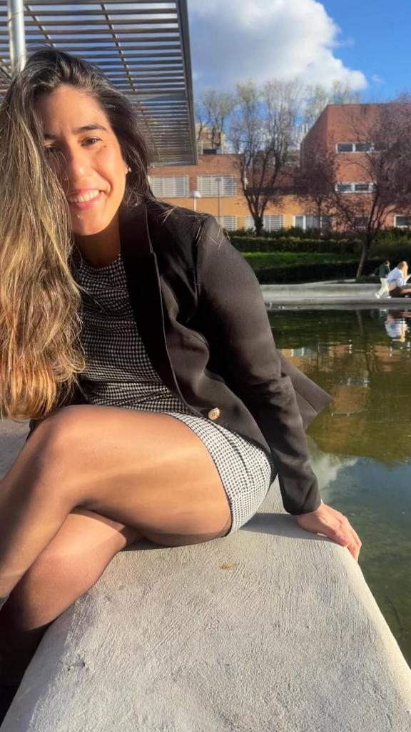 614840750: Chica busca chico en Orense