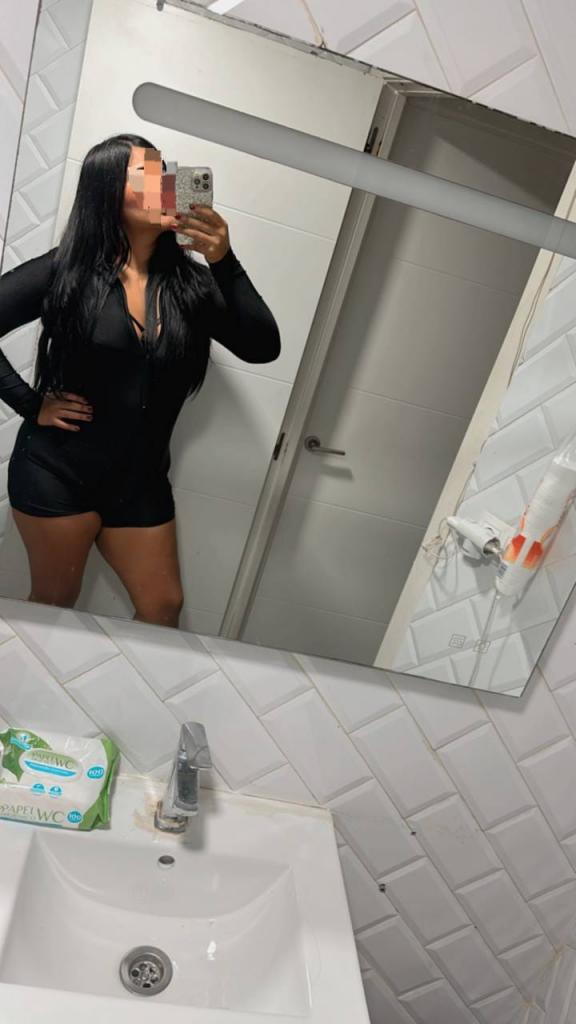 Chica busca chico en Granada: 