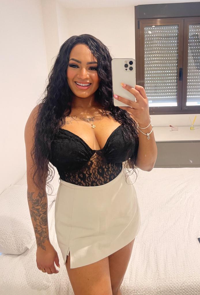 614857536: Chica busca chico en Mallorca