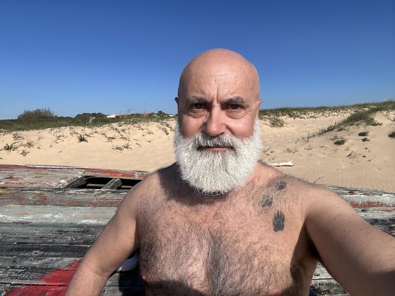 Chico busca chica en Málaga: 