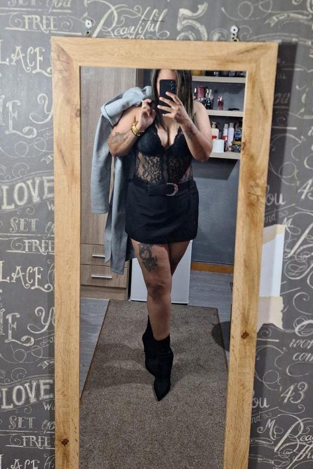 Chica busca chico en Sevilla: 