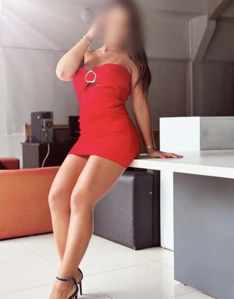 697223785: Chica busca chico en Las Palmas