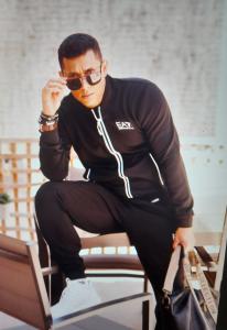 722494883: Chico busca chica en Pontevedra