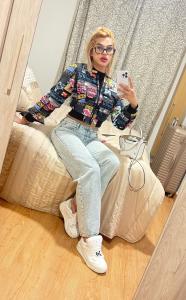 607212118: Travesti en Cádiz