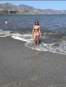 663025310: Chica busca chico en Málaga