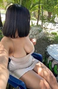 672643348: Chica busca chico en Granada