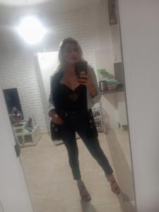 613815787: Chica busca chico en Málaga